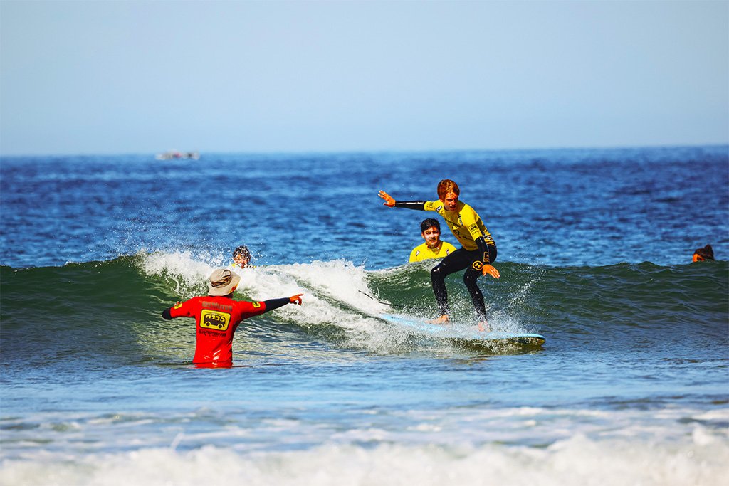 Arrifana Surf School & Camp - surf instruction