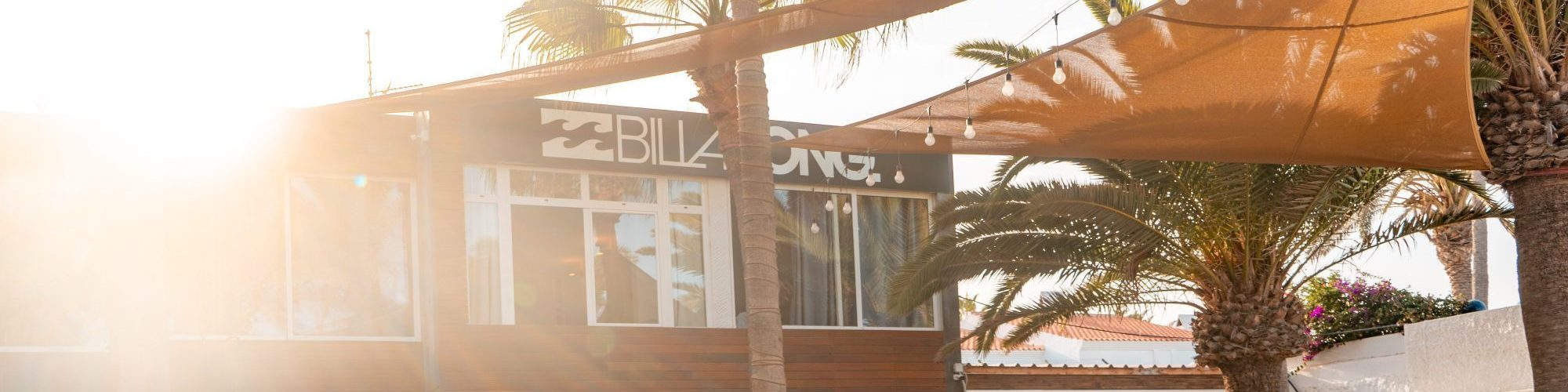 Billabong Surf Camp & School "Beach House" - surf instruction