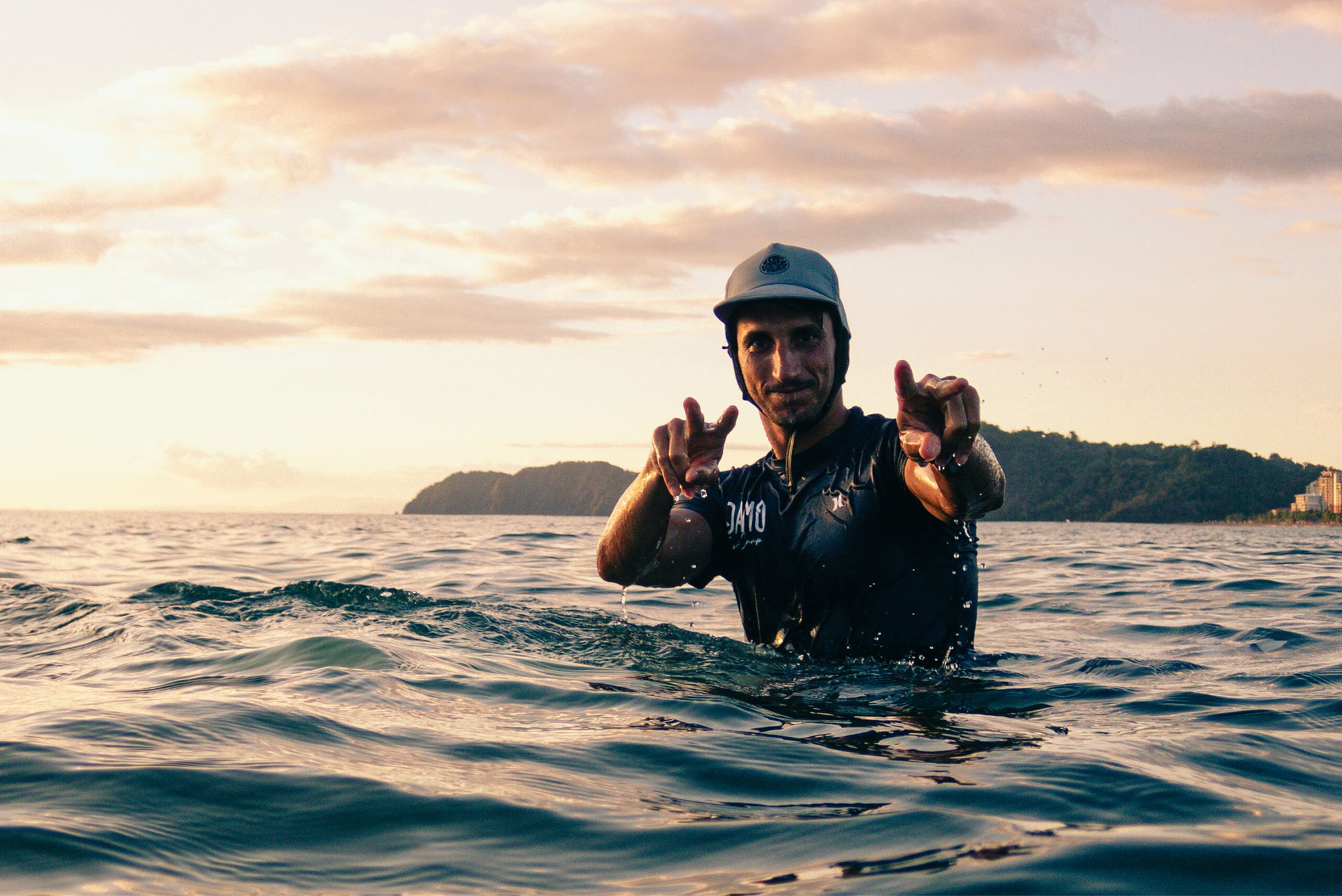 Damo Surf School lesson in Jacó, Costa Rica