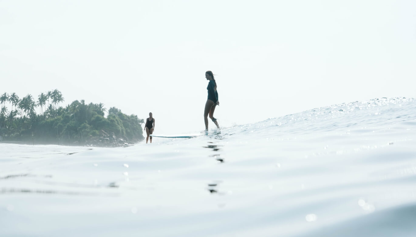 Dreamsea Surf Camp Ahangama - surf instruction
