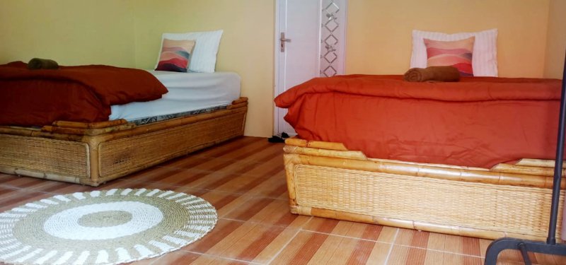 Hai Surf Camp - surf instruction