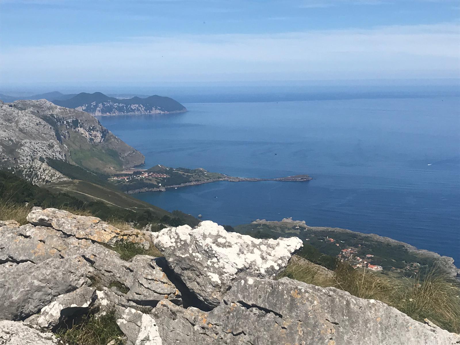 Islares Surf Camp - surf instruction