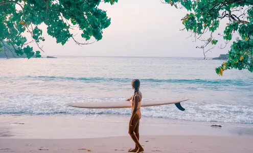 Kima Surf Camp Hiriketiya - surf instruction