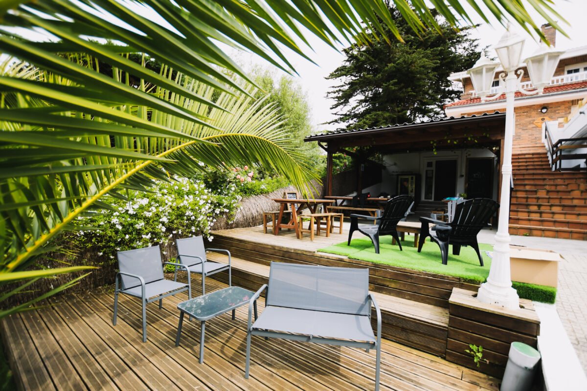 Loredo Surf House - surf instruction