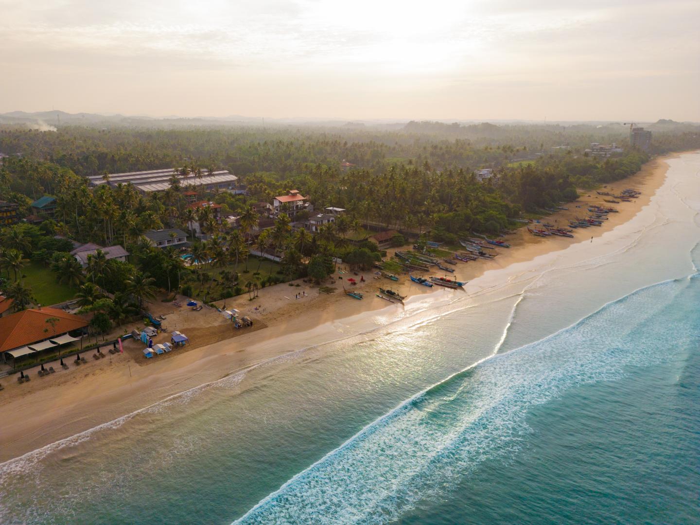 Lucky’s Surf Camp Weligama