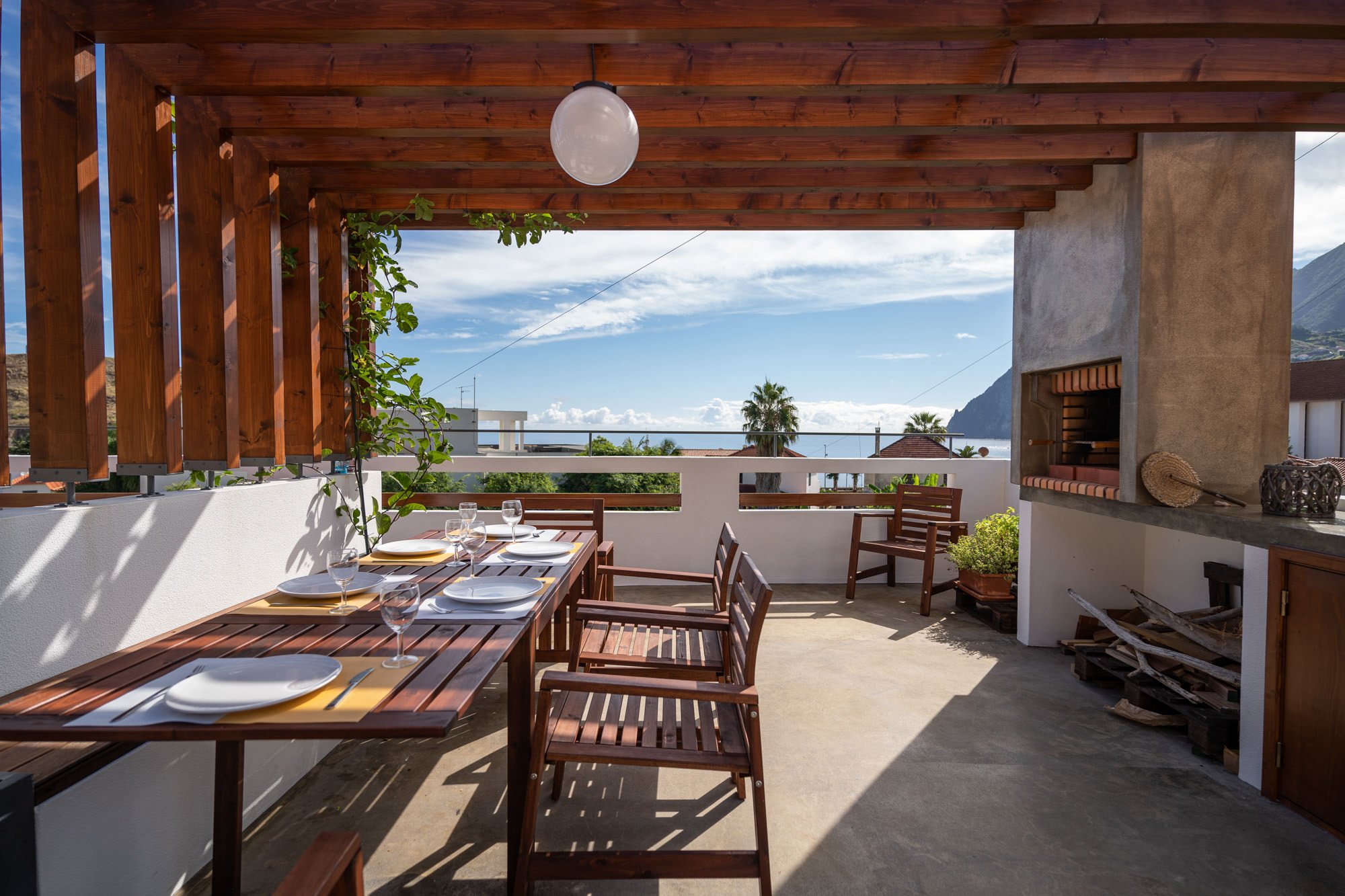 Madeira Surf Camp - surf instruction