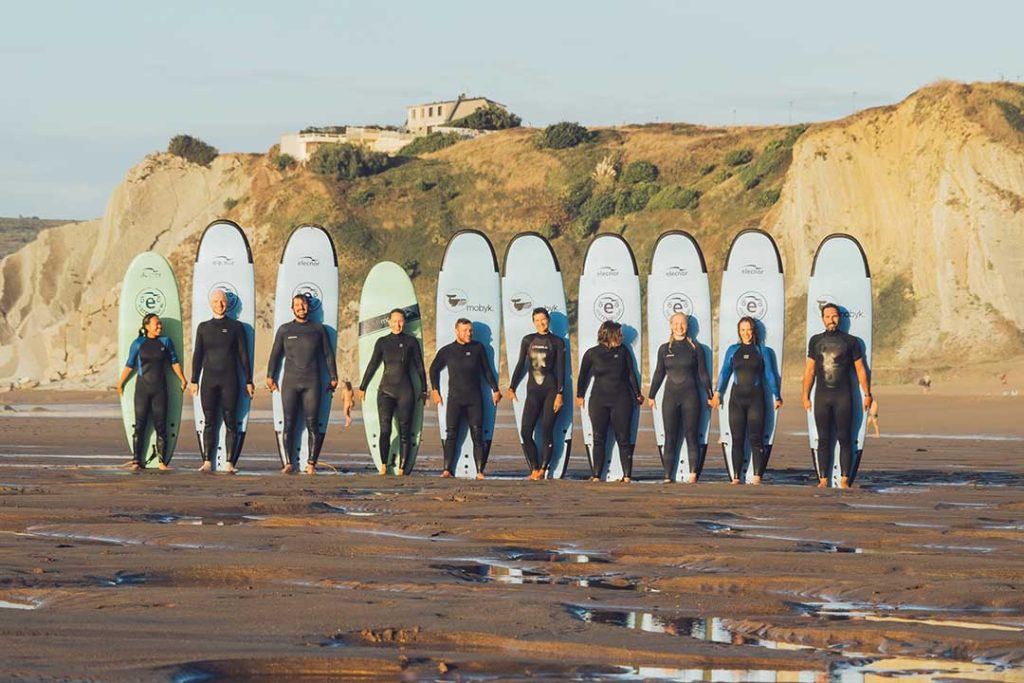 Moana Surf and Skate Camp - surf instruction