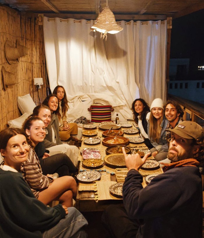 N'tona Surf House - surf instruction