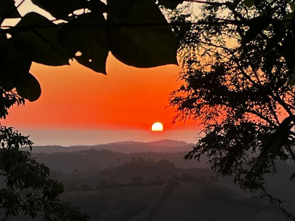 Pixie's Women's Surf Retreats - surf instruction