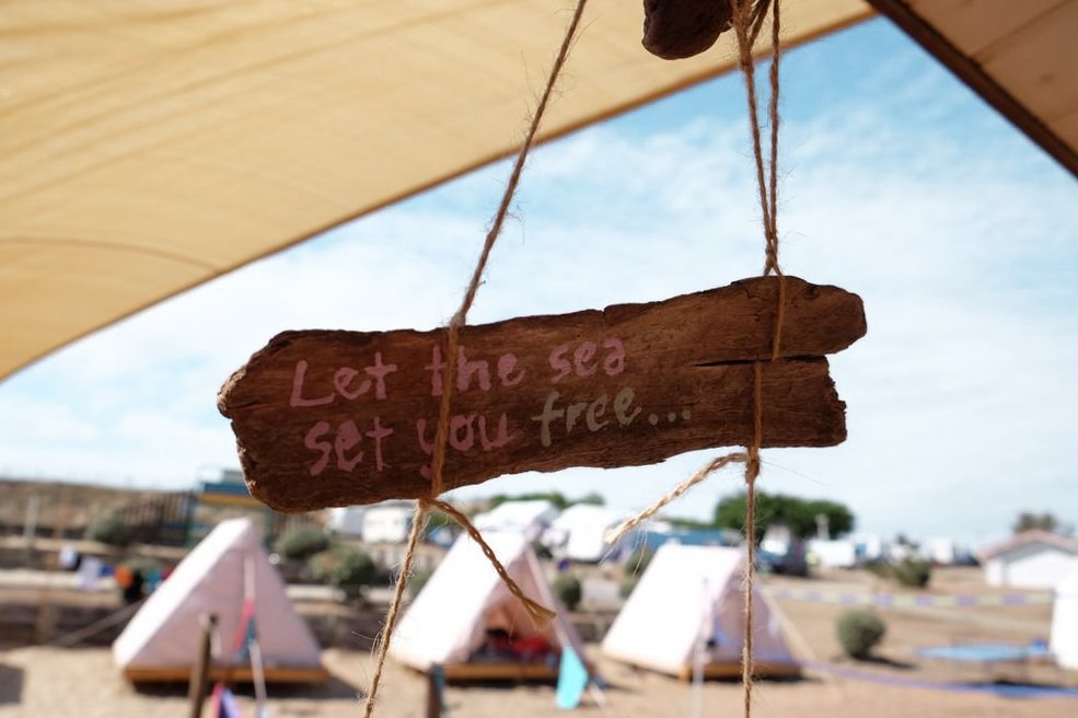 Planet Surf Camp - surf instruction