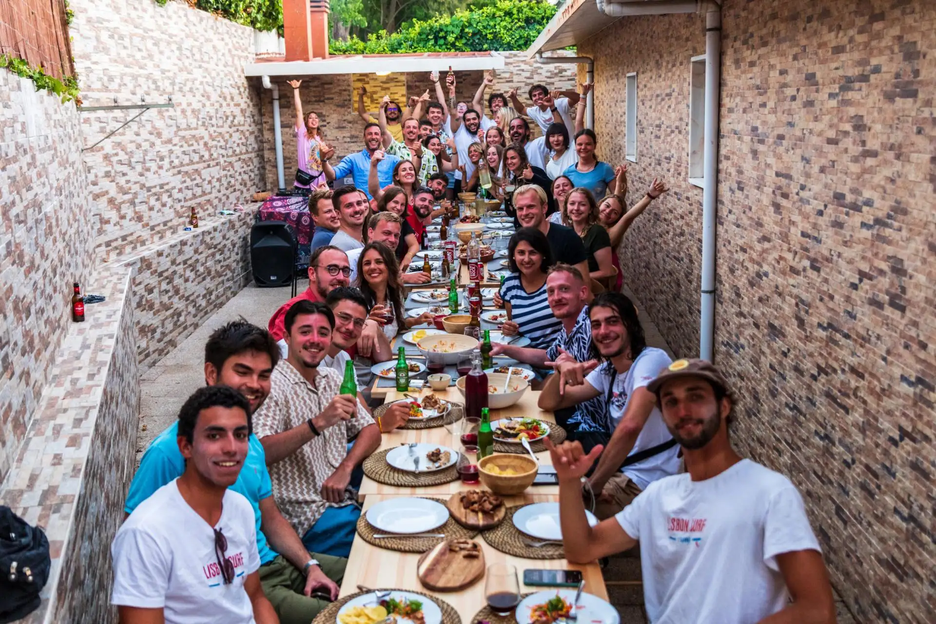 Roots Surf Camp - surf instruction