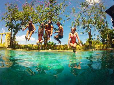 Stormrider Surfcamp Bali - surf instruction