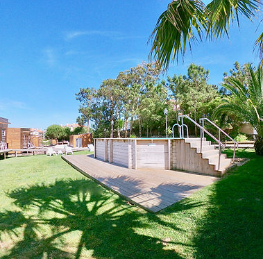 Surf Riders Ericeira - surf instruction