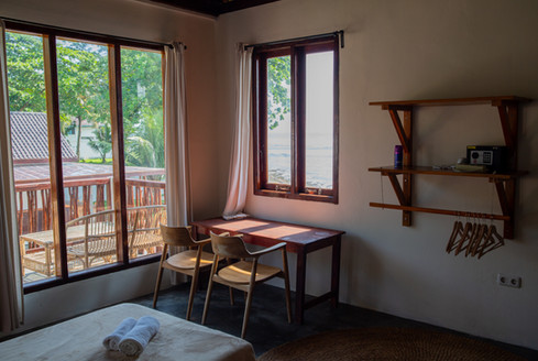 Triple Ocean Room (Downstairs)