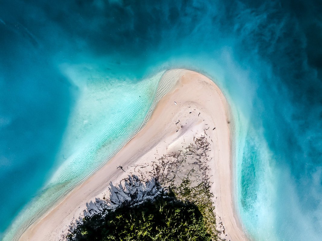 Togat Nusa Retreat Mentawai - lounge area