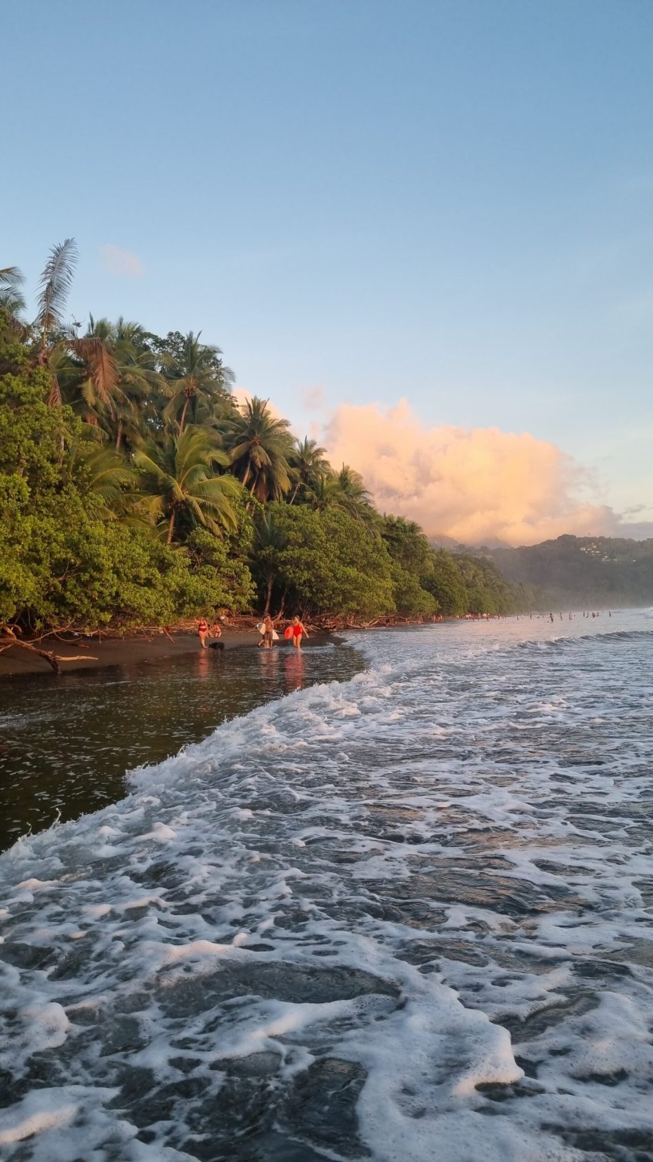 Uvita Surf Camp - surf instruction