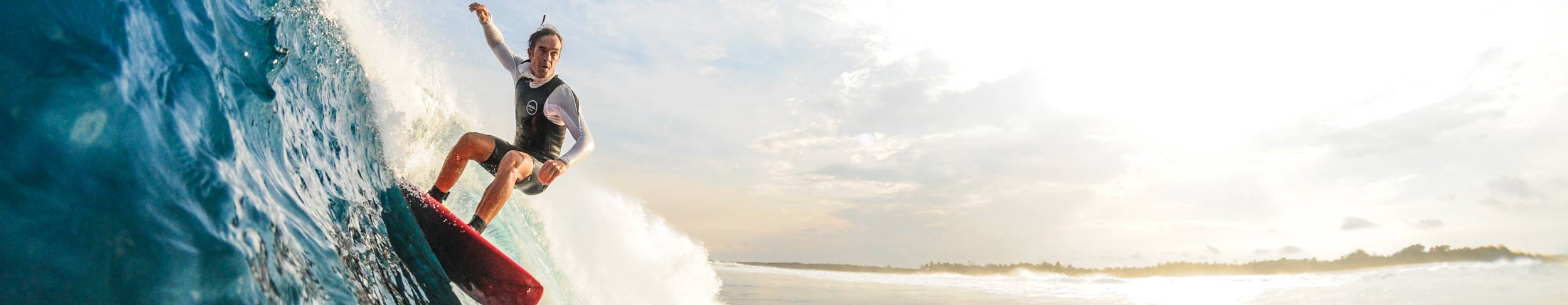 WavePark Resort Mentawai - surf instruction