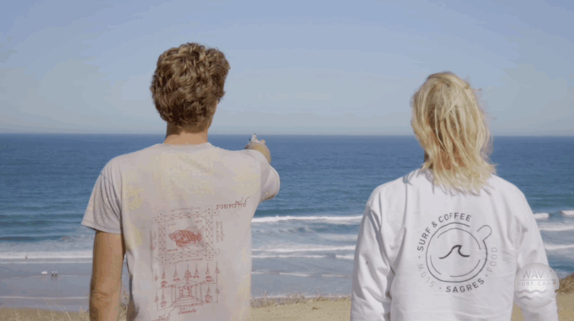 Wavy SurfCamp - surf instruction