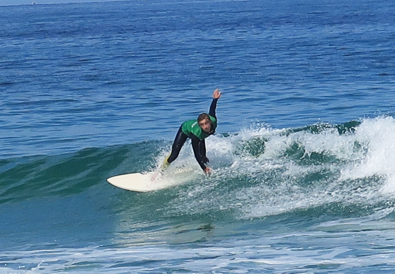 surfeur camp messanges