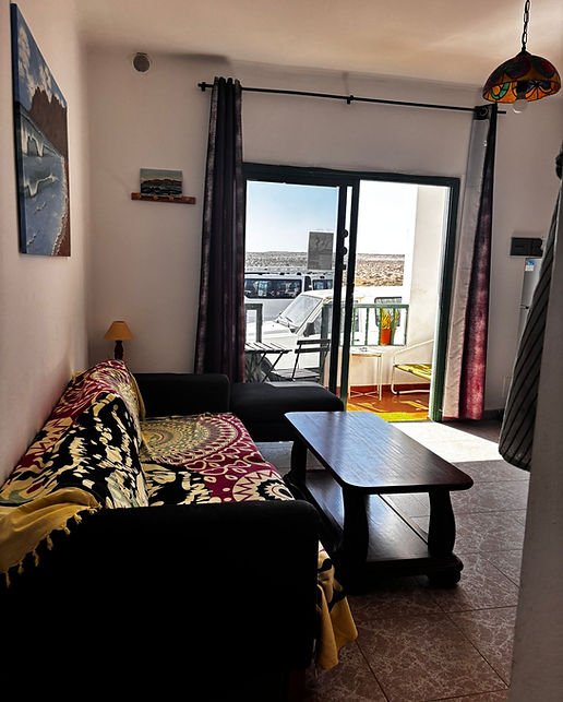 Surf House - Full House