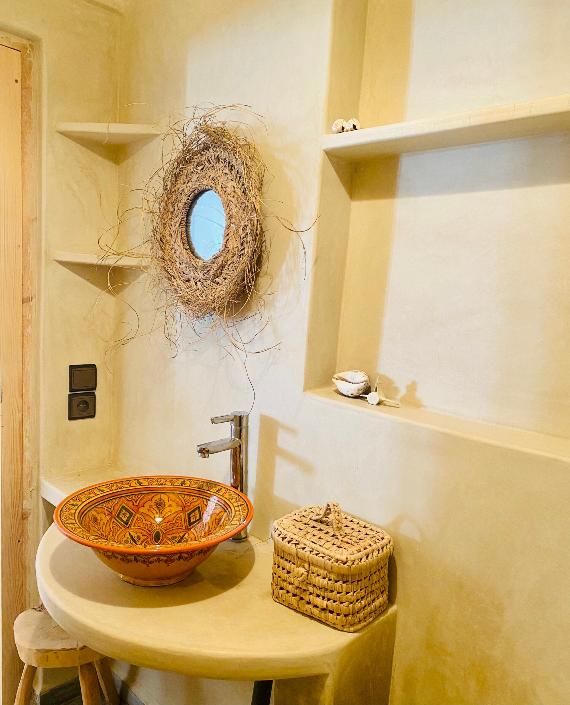 Private Double Room with Shared Bathroom