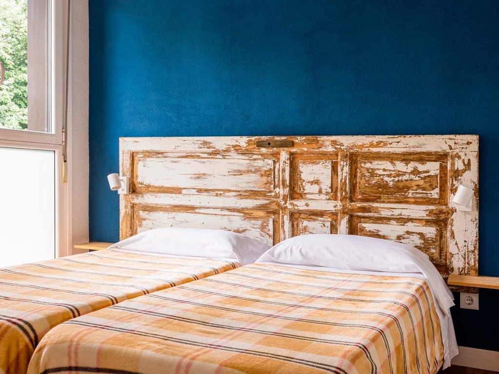 Surf Hostel - Shared Room (4 persons)