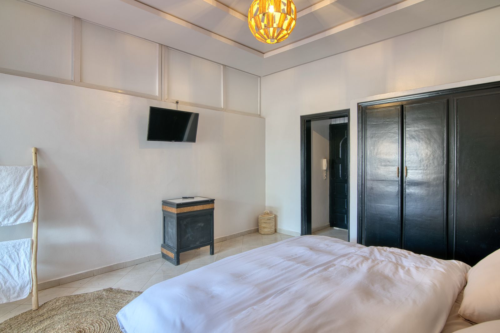 Ocean Twin/Double with Private Bathroom