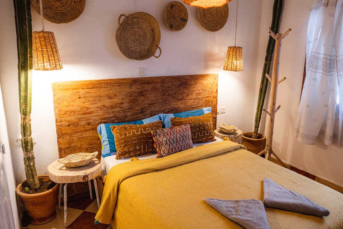 Double Room - Shared Bathroom